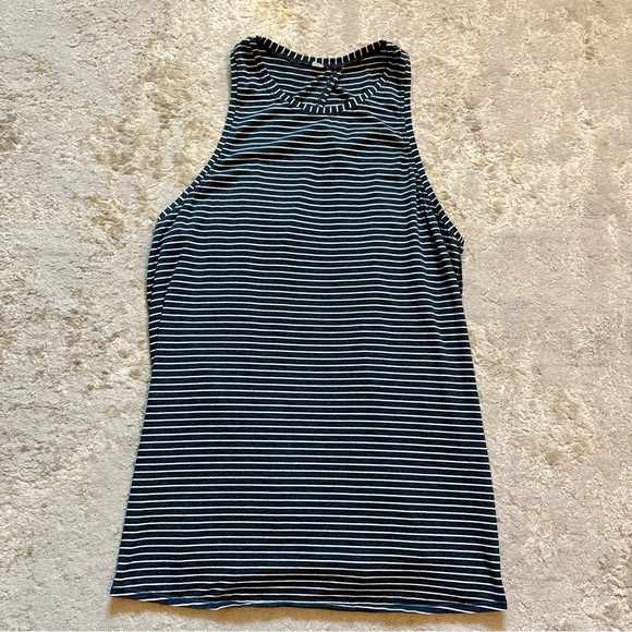 Lululemon All Tied Up Tank Modern Stripe Heathered Black White Size 6 - Picture 5 of 12